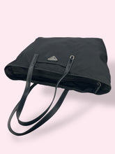 Carica l&#39;immagine nel visualizzatore di Gallery, PRADA SHOPPER IN NYLON
