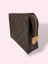 Carica l&#39;immagine nel visualizzatore di Gallery, LOUIS VUITTON VOYAGE PM
