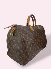 Carica l'immagine nel visualizzatore di Gallery, LOUIS VUITTON SPEEDY 40
