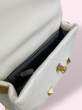 Carica l&#39;immagine nel visualizzatore di Gallery, VALENTINO ROMAN STUD
