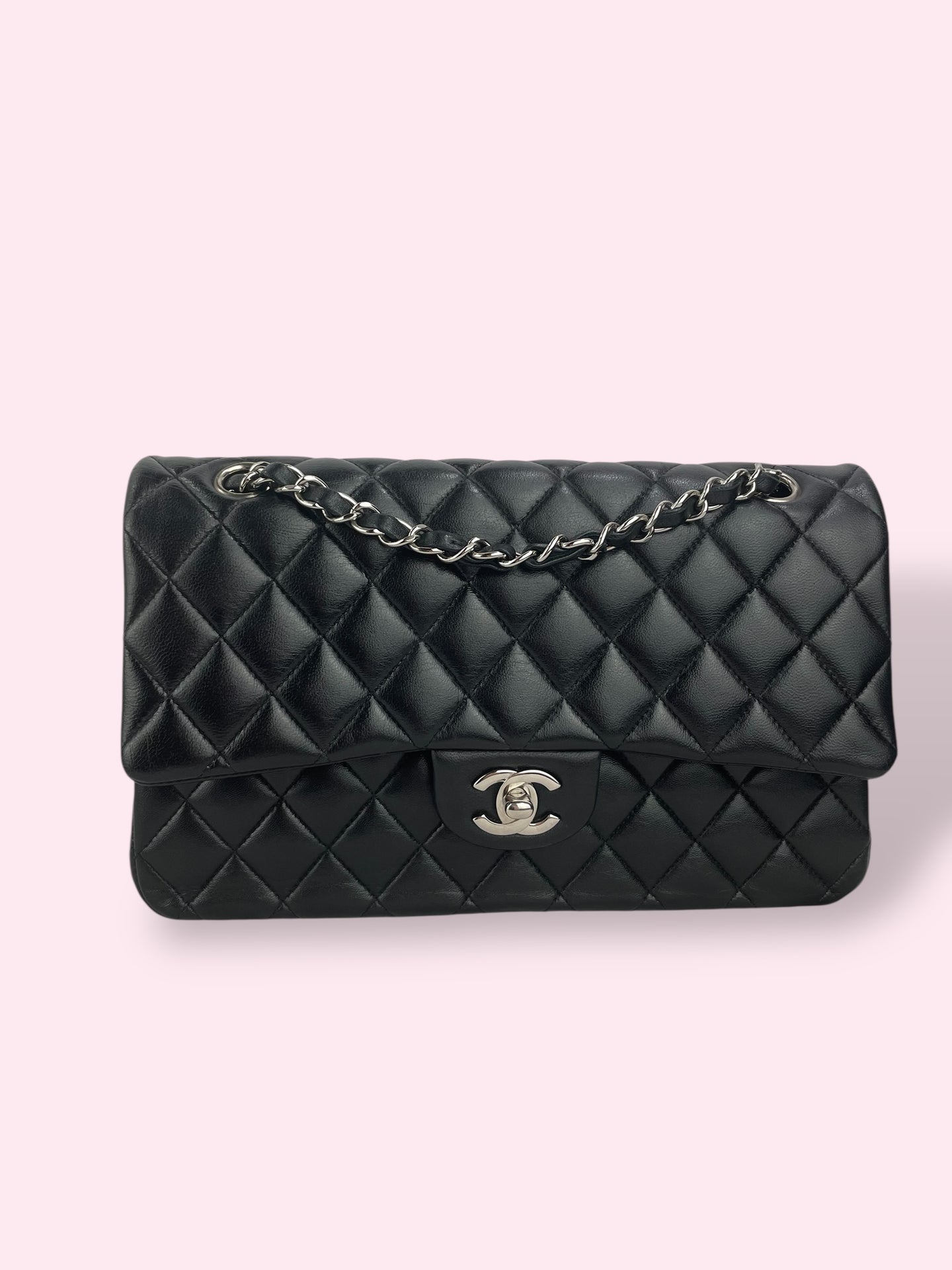 CHANEL CLASSIC FLAP NERA