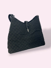 Carica l'immagine nel visualizzatore di Gallery, GUCCI HOBO MAXI
