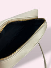 Carica l'immagine nel visualizzatore di Gallery, YSL CAMERA BAG
