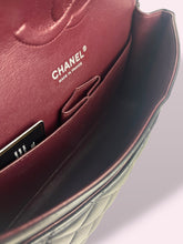 Carica l'immagine nel visualizzatore di Gallery, CHANEL CLASSIC FLAP 25 nera
