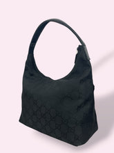 Carica l'immagine nel visualizzatore di Gallery, GUCCI HOBO nylon
