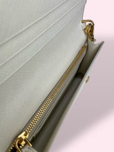 Carica l&#39;immagine nel visualizzatore di Gallery, PRADA WOC ON CHAIN
