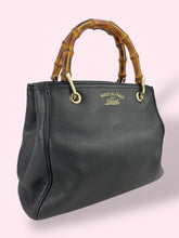 Carica l&#39;immagine nel visualizzatore di Gallery, GUCCI TOTE IN BAMBOO
