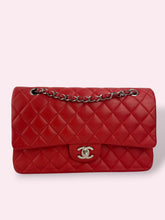 Carica l'immagine nel visualizzatore di Gallery, CHANEL CLASSIC ROSSA
