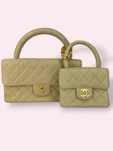 Carica l'immagine nel visualizzatore di Gallery, CHANEL PARENT-CHILD KELLY
