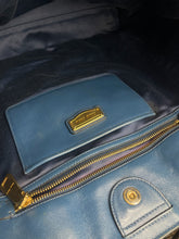 Carica l'immagine nel visualizzatore di Gallery, MIU MIU SHOPPER
