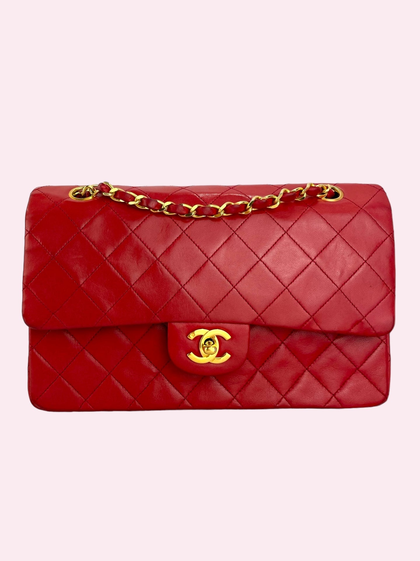 CHANEL CLASSIC FLAP RED