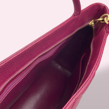 Carica l'immagine nel visualizzatore di Gallery, CHANEL CAMBON MEDAILLON TOTE
