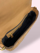 Carica l&#39;immagine nel visualizzatore di Gallery, FENDI BAGUETTE
