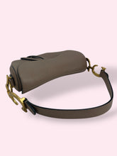 Carica l'immagine nel visualizzatore di Gallery, DIOR SADDLE
