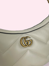 Carica l'immagine nel visualizzatore di Gallery, GUCCI MEZZALUNA MARMONT
