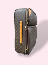 Carica l&#39;immagine nel visualizzatore di Gallery, LOUIS VUITTON TROLLEY
