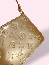 Carica l&#39;immagine nel visualizzatore di Gallery, LOUIS VUITTON POCHETTE
