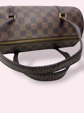 Carica l'immagine nel visualizzatore di Gallery, LOUIS VUITTON PAPILLON
