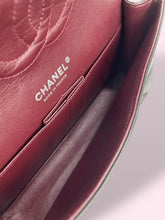 Carica l&#39;immagine nel visualizzatore di Gallery, CHANEL CLASSIC FLAP NERA
