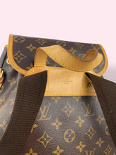 Carica l&#39;immagine nel visualizzatore di Gallery, LOUIS VUITTON ZAINO
