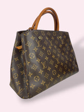 Carica l'immagine nel visualizzatore di Gallery, LOUIS VUITTON MONTAIGNE

