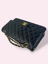Carica l'immagine nel visualizzatore di Gallery, CHANEL CLASSIC FLAP 25 nera
