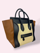 Carica l'immagine nel visualizzatore di Gallery, CELINE LUGGAGE

