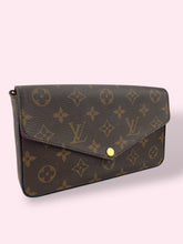 Carica l&#39;immagine nel visualizzatore di Gallery, LOUIS VUITTON POCHETTE FELICIE

