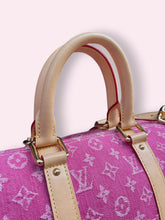Carica l'immagine nel visualizzatore di Gallery, LOUIS VUITTON KEEPALL DENIM ROSA
