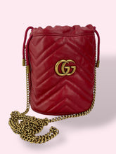 Carica l&#39;immagine nel visualizzatore di Gallery, GUCCI BUCKET BAG MARMONT
