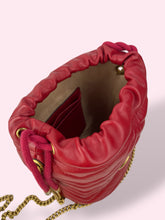 Carica l&#39;immagine nel visualizzatore di Gallery, GUCCI BUCKET BAG MARMONT
