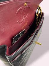 Carica l'immagine nel visualizzatore di Gallery, CHANEL CLASSIC FLAP 23 VINTAGE
