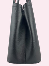 Carica l&#39;immagine nel visualizzatore di Gallery, PRADA TOTE
