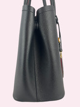 Carica l&#39;immagine nel visualizzatore di Gallery, PRADA TOTE
